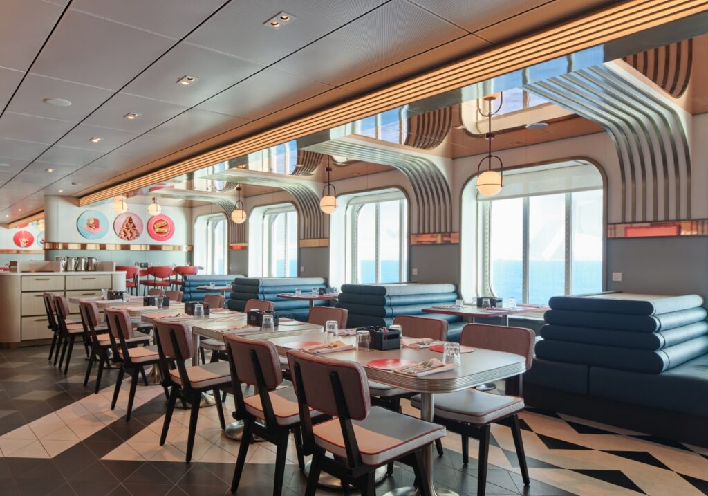 arvia cruise ship freedom dining